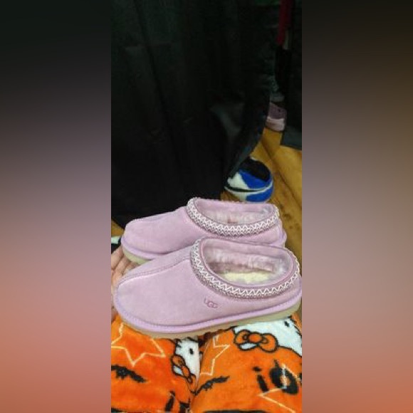 Light pink uggs - Picture 4 of 5
